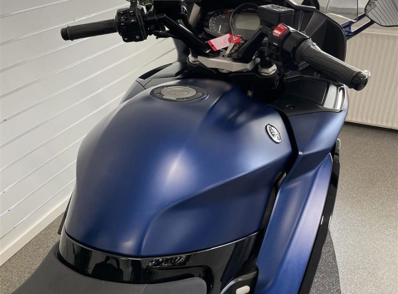 10949169.jpg 10949169.jpg