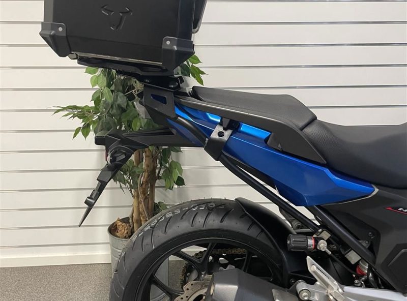 11721272.jpg 11721272.jpg