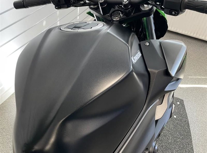 11891743.jpg 11891743.jpg