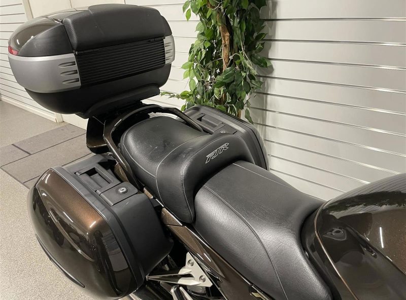 12024021.jpg 12024021.jpg