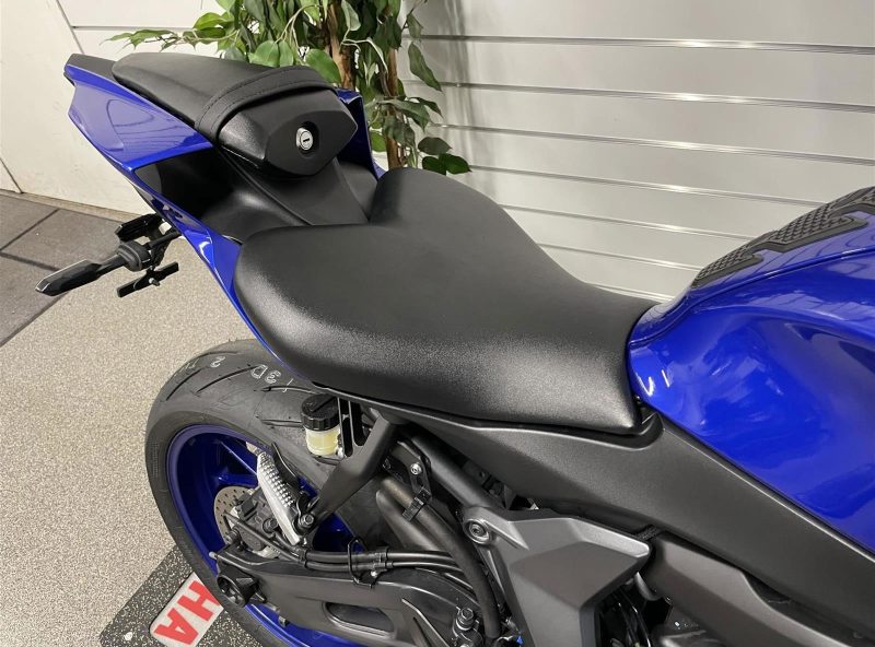 12148210.jpg 12148210.jpg