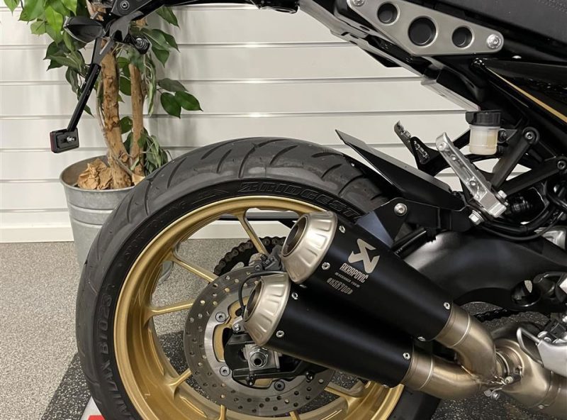 12233660.jpg 12233660.jpg