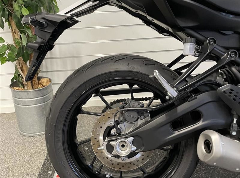 12480624.jpg 12480624.jpg