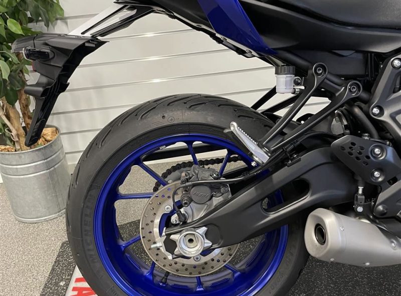 12480705.jpg 12480705.jpg