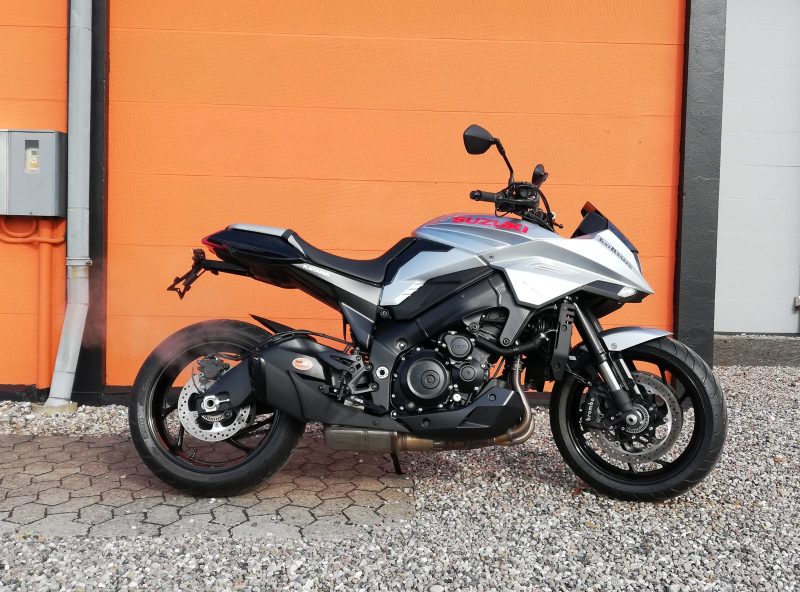 2020-suzuki-gsxs-1000-s-katana-mcimg-org_1600_213143_6KHI_1618215192.jpeg 2020-suzuki-gsxs-1000-s-katana-mcimg-org_1600_213143_6KHI_1618215192.jpeg