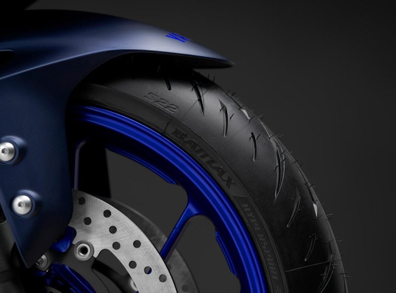 2022_YAM_YZF700R7_EU_DPBMC_DET_010_03_preview.jpg 2022_YAM_YZF700R7_EU_DPBMC_DET_010_03_preview.jpg