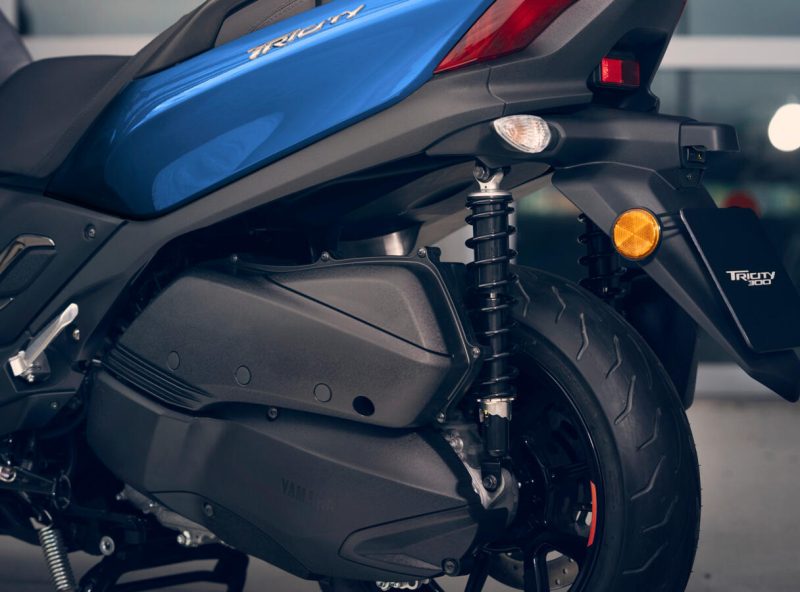 2024_YAM_MW300_EU_DNBSB_DET_002_03_preview.jpg 2024_YAM_MW300_EU_DNBSB_DET_002_03_preview.jpg