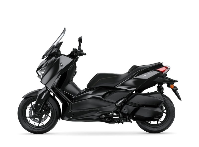 2024_YAM_XMAX300ASP_EU_MDNM6_STU_006_03_preview_498799.jpg 2024_YAM_XMAX300ASP_EU_MDNM6_STU_006_03_preview_498799.jpg