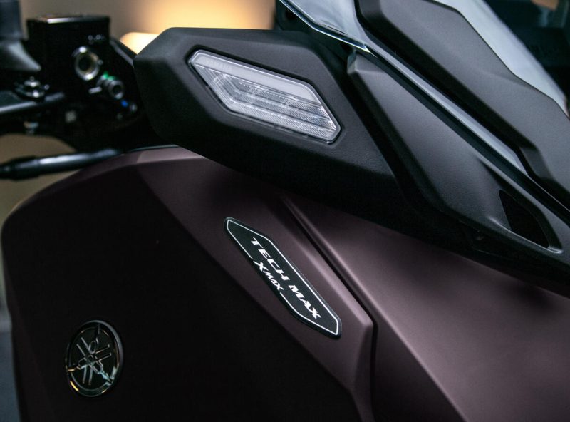 2024_YAM_XMAX300ASP_EU_MDRNP1_DET_006_03_preview_498799.jpg 2024_YAM_XMAX300ASP_EU_MDRNP1_DET_006_03_preview_498799.jpg