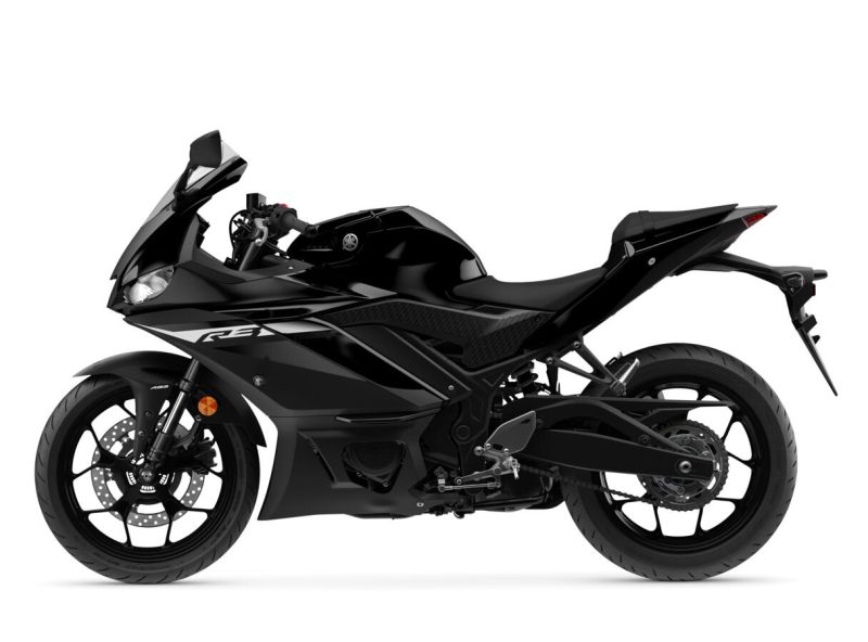 2024_YAM_YZF-R320_EU_SM12_STU_006_03_preview-1.jpg