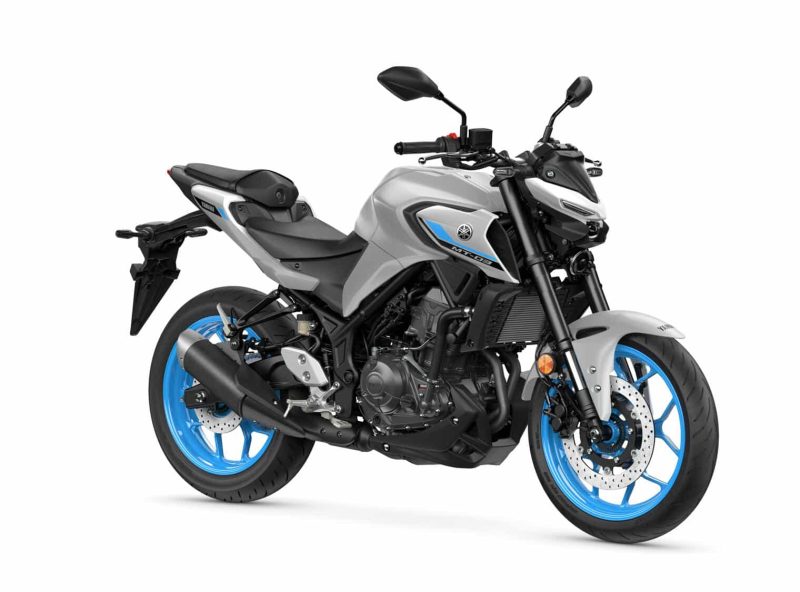 2025-Yamaha-MT320-EU-Ice_Storm-360-Degrees-001-03.jpg