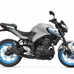 2025-Yamaha-MT320-EU-Ice_Storm-Studio-002-03.jpg