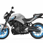 2025-Yamaha-MT320-EU-Ice_Storm-Studio-004-03.jpg