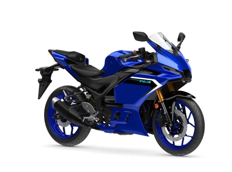 2025_YAM_YZF-R320_EU_DPBMC_STU_001_03_preview.jpg