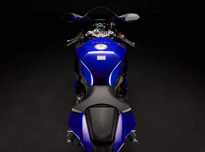 2025_YAM_YZF900R9_EU_DPBMC_DET_003_03_preview_499196.jpg 2025_YAM_YZF900R9_EU_DPBMC_DET_003_03_preview_499196.jpg