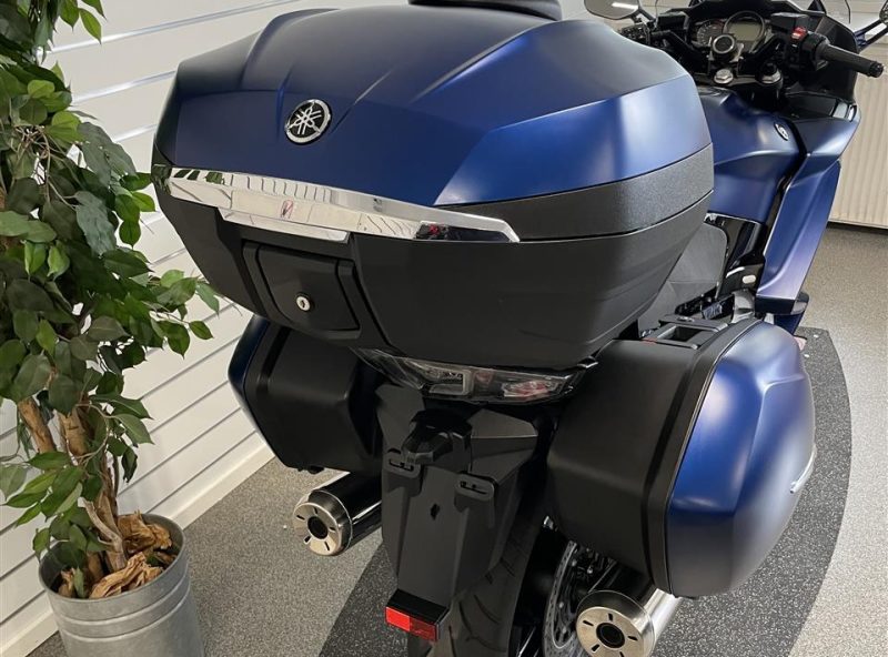 9458833_490692.jpg 9458833_490692.jpg