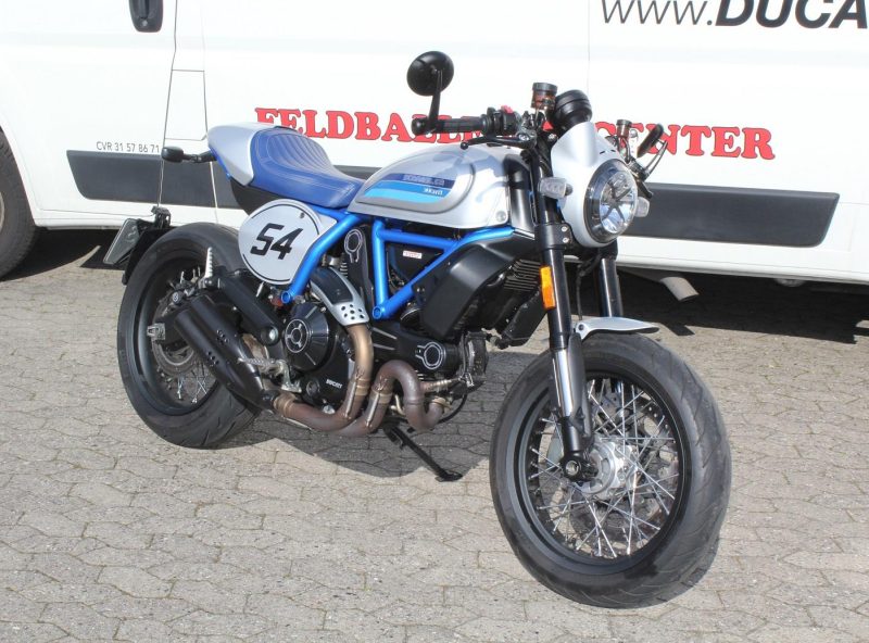 9685617_490611.jpg 9685617_490611.jpg