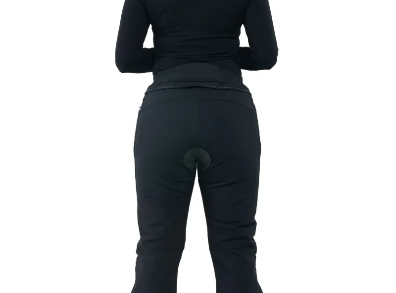 9_70253_757_R_999_modelback.webp 9_70253_757_R_999_modelback.webp