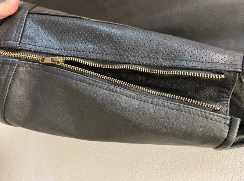 Laedervest_Kraftig_med-udvidelse_1424-3.jpg Laedervest_Kraftig_med-udvidelse_1424-3.jpg