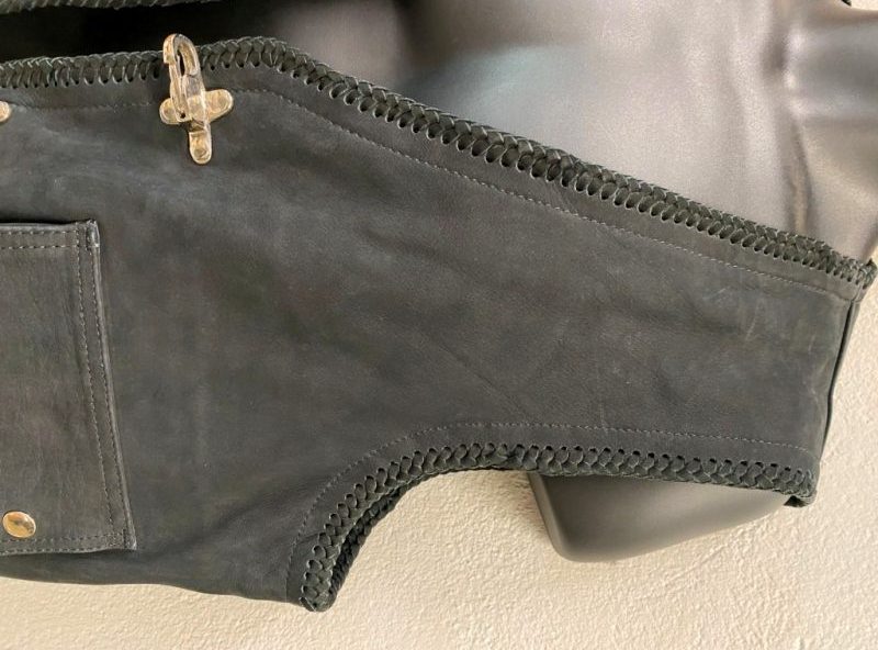 Laedervest_Nubuck_Sort_708.jpg Laedervest_Nubuck_Sort_708.jpg