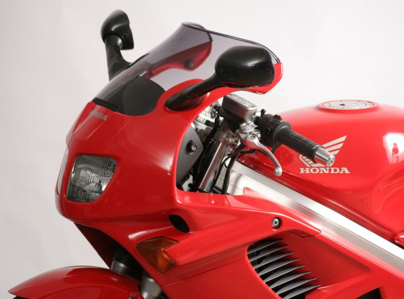 MRA-kaabeglas-26-0133222-Honda-VFR750F-94-97-Spoiler-glas-i-graa-S-1-Holtug-MC-A.jpg