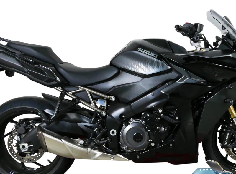 MRA-kaabeglas-26-0173402-Suzuki-GSX-S1000-GT-22-Sport-glas-i-graa-SPM-1-Holtug-MC-D.jpg MRA-kaabeglas-26-0173402-Suzuki-GSX-S1000-GT-22-Sport-glas-i-graa-SPM-1-Holtug-MC-D.jpg