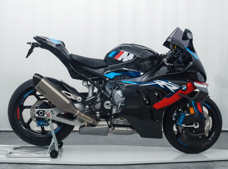 MRA-kaabeglas-26-0174522-BMW-M1000RR-23-Original-glas-i-graa-OM-1-Holtug-MC-F.jpg MRA-kaabeglas-26-0174522-BMW-M1000RR-23-Original-glas-i-graa-OM-1-Holtug-MC-F.jpg