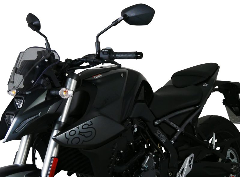 MRA-kaabeglas-26-0174867-Suzuki-GSX-8S-23-Sport-glas-i-graa-NSPM-1-Holtug-MC-B.jpg