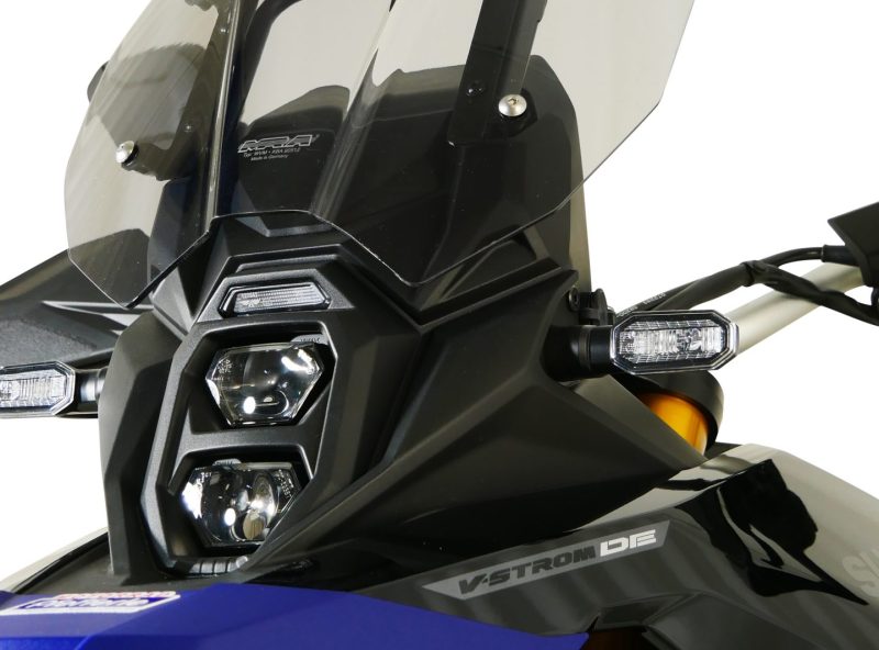 MRA-kaabeglas-26-0175017-Suzuki-V-Stom-800-23-Vario-Touring-glas-i-graa-NVTM-1-Holtug-MC-D.jpg MRA-kaabeglas-26-0175017-Suzuki-V-Stom-800-23-Vario-Touring-glas-i-graa-NVTM-1-Holtug-MC-D.jpg